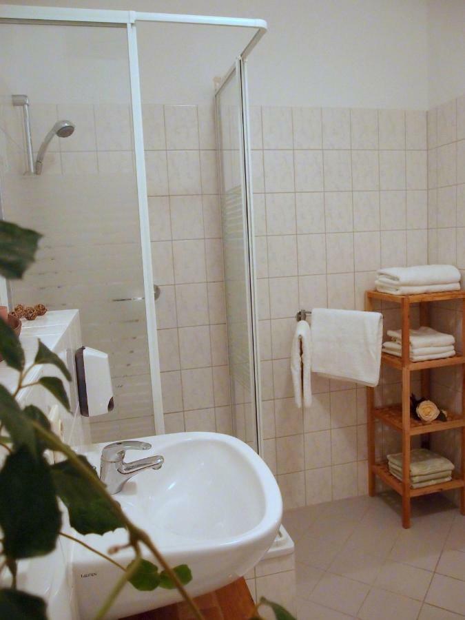 Ferienwohnung In Der Altstadt Von Érfurt Exterior foto